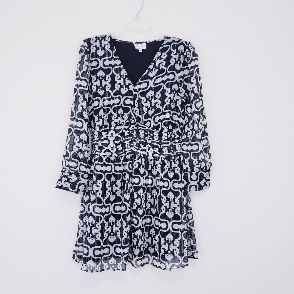 Her Destiny Long Sleeve Babydoll Dress Spade Ikat Print Black White Large
